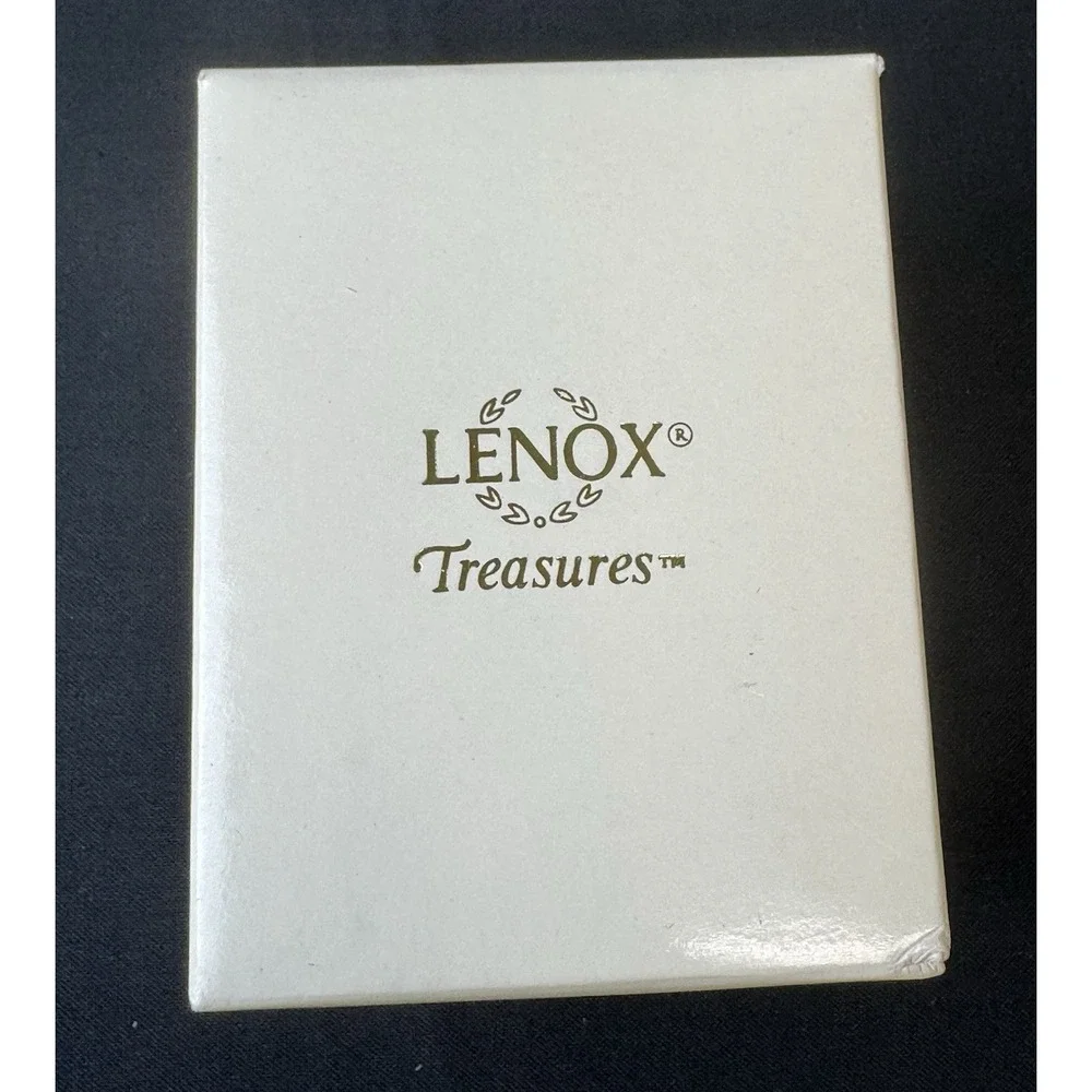 Lenox Treasures The Inquistive Kitten Trinket Box W/ Charm & COA MINT Condition